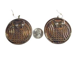 VINTAGE Unique TEXAS SIZE WOOD And METAL "Hoot"-couture Owl Disc Earrings